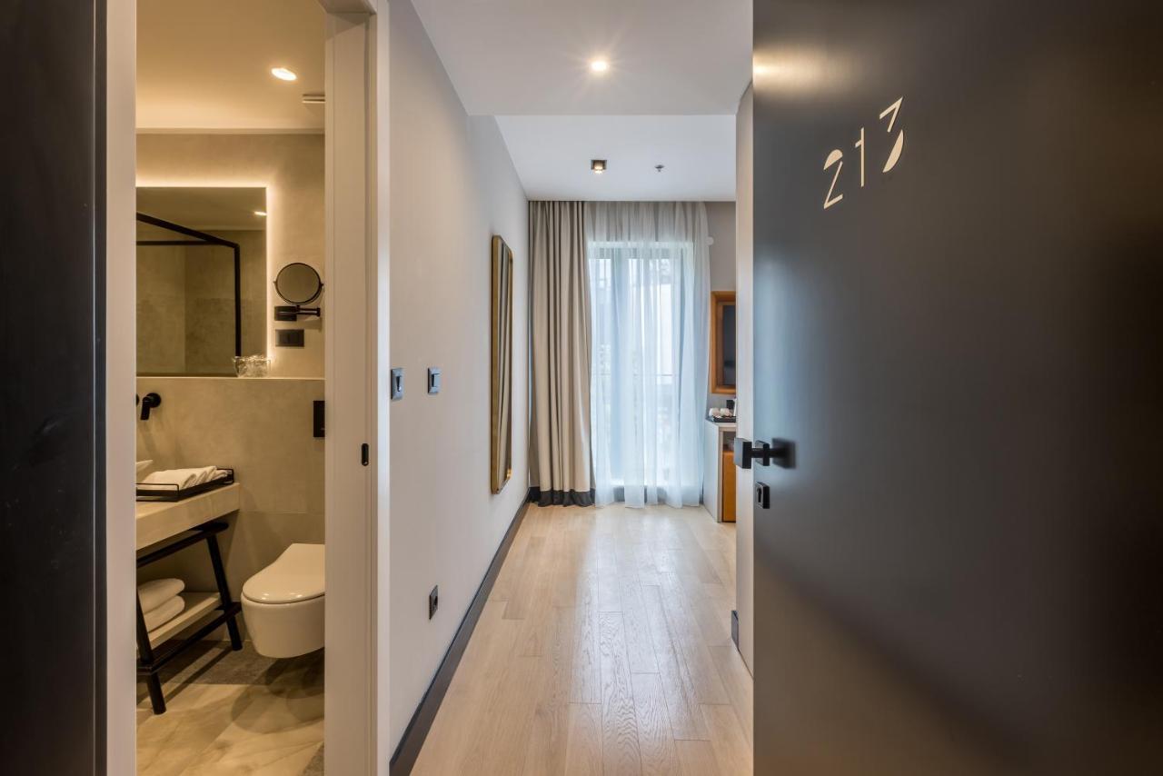 Cora Hotel Сплит Экстерьер фото