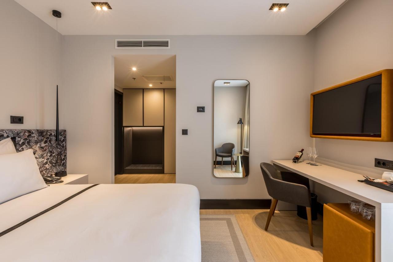Cora Hotel Сплит Экстерьер фото