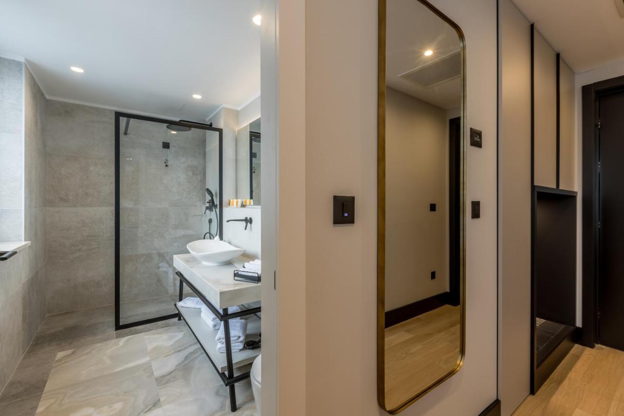 Cora Hotel Сплит Экстерьер фото